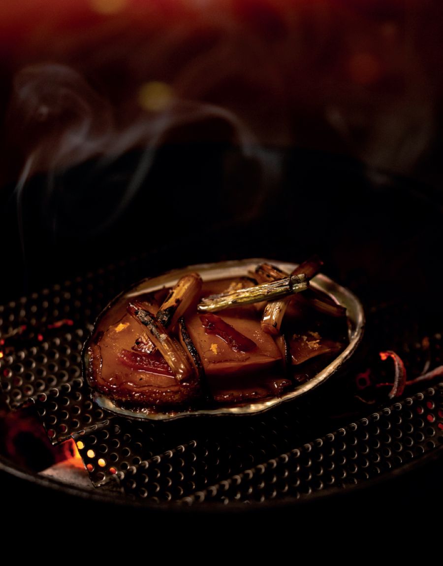 Immersive dining room at Ultraviolet Shanghai