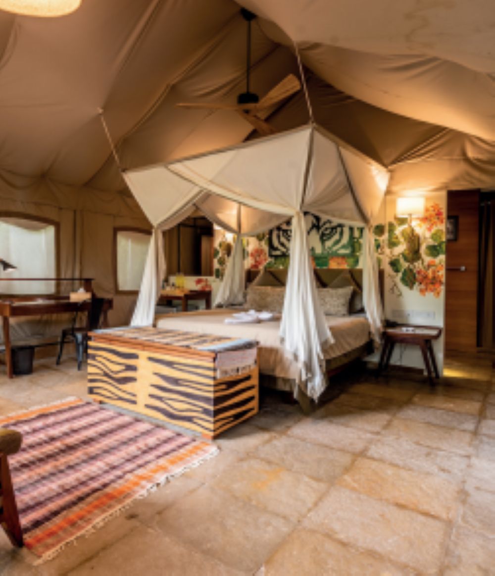 Safari style living units at Limban