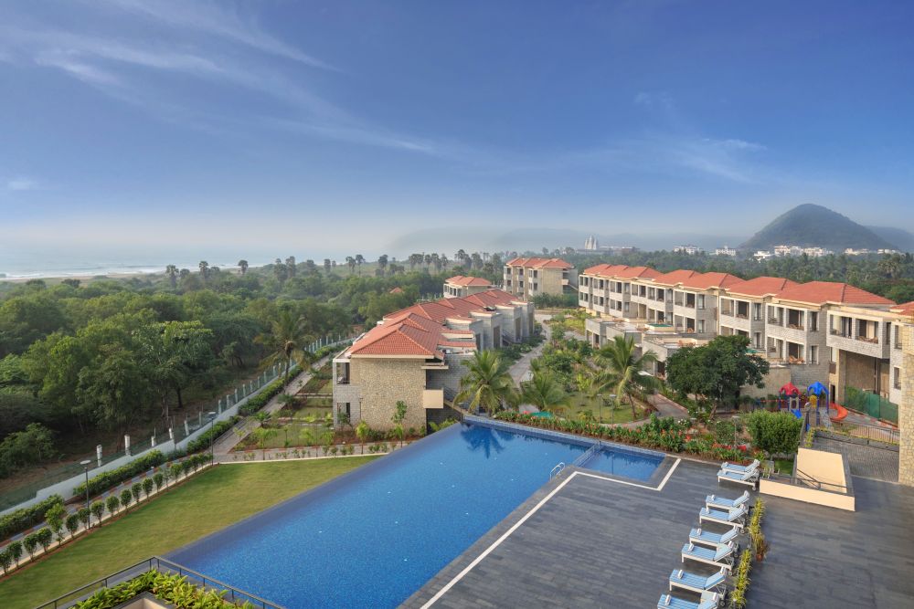 Swimming Pool with Breathtaking Ocean View
