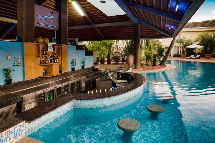 Waterfalls Café Dining