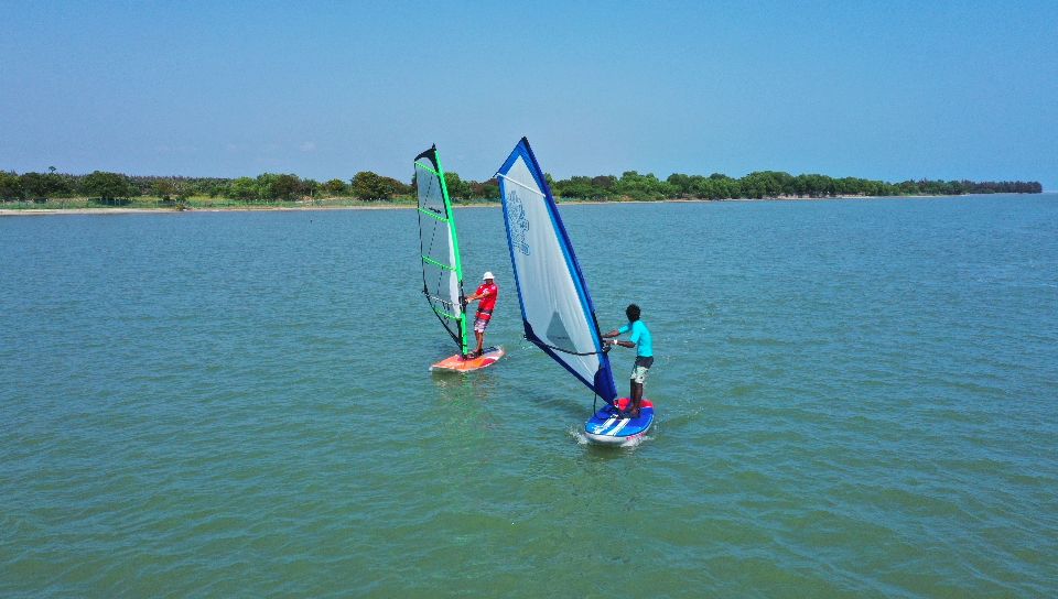 Bird watching at the Alampara lagoon