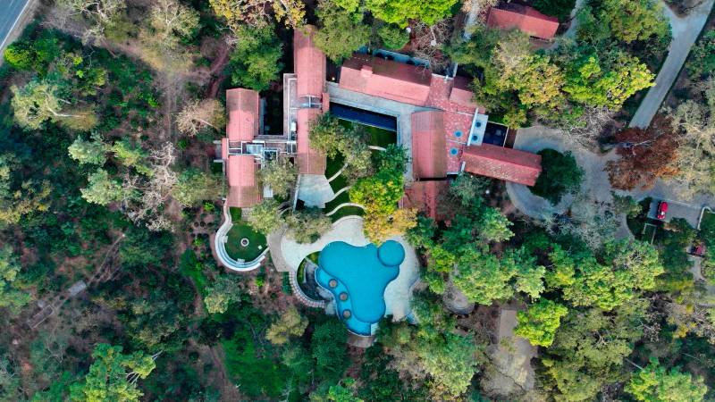 Architecture Feature