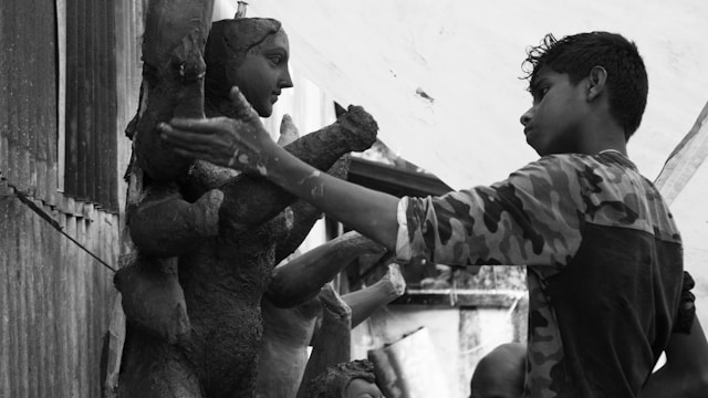 Intricate Clay Idols of Kumartuli